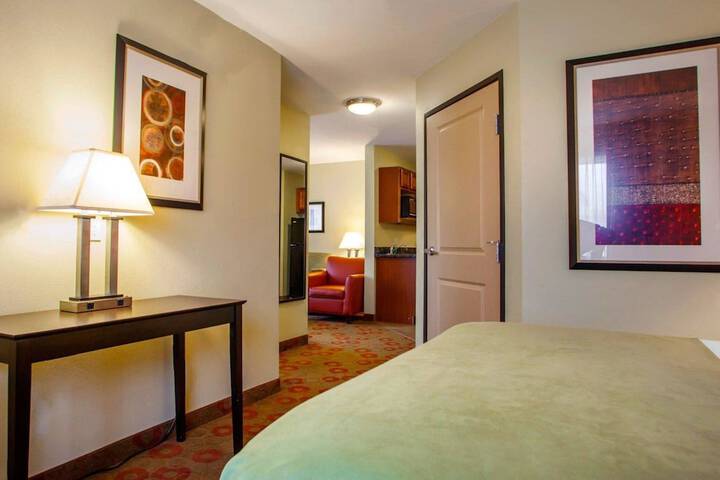 Room 22 of 35