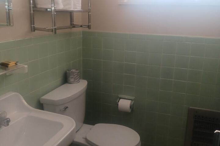 Room 26 of 46