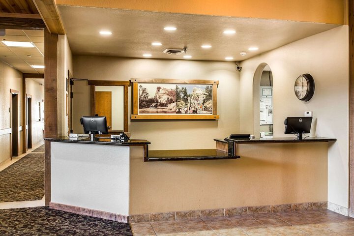 Hotel Interior 7 of 35