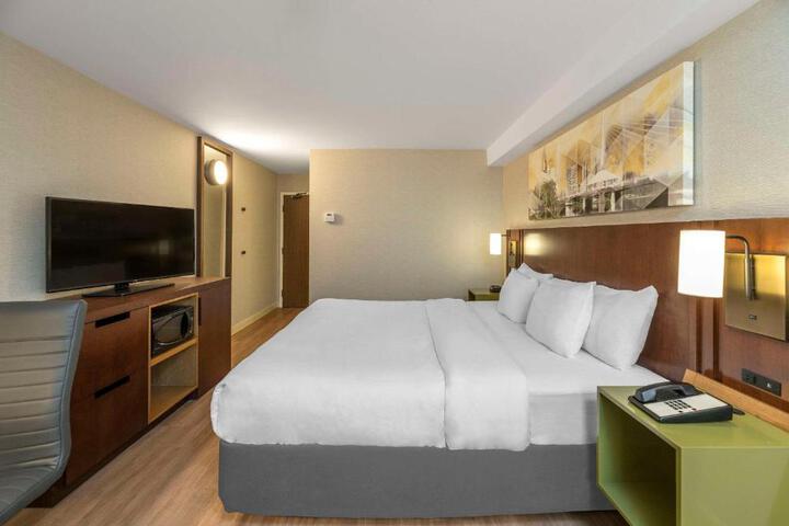 Comfort Inn South
