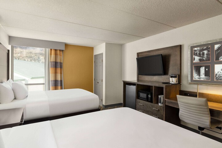 Room 20 of 79