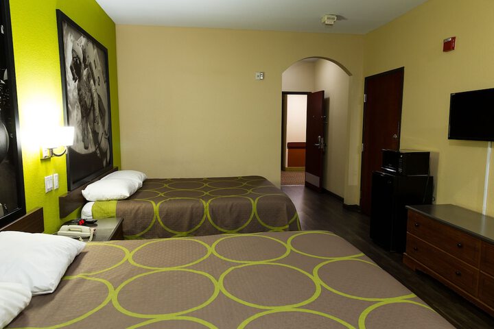 Room 31 of 36