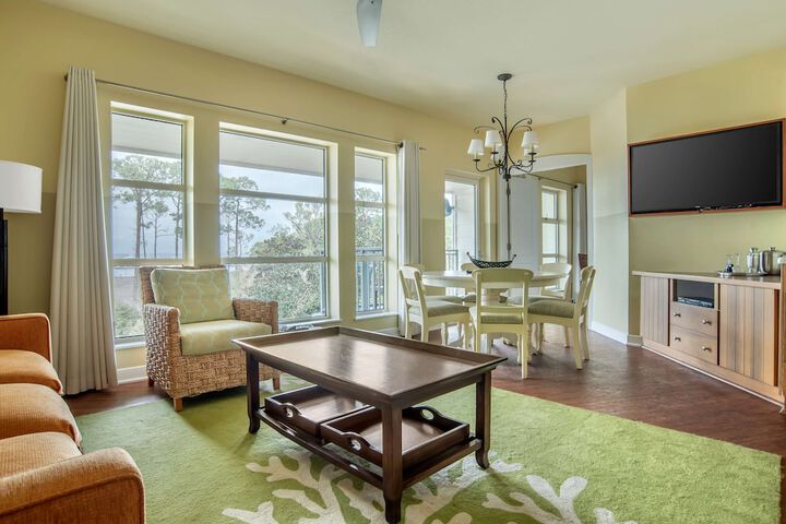 Hilton Grand Vacations Club in Sandestin Golf & Beach Resort
