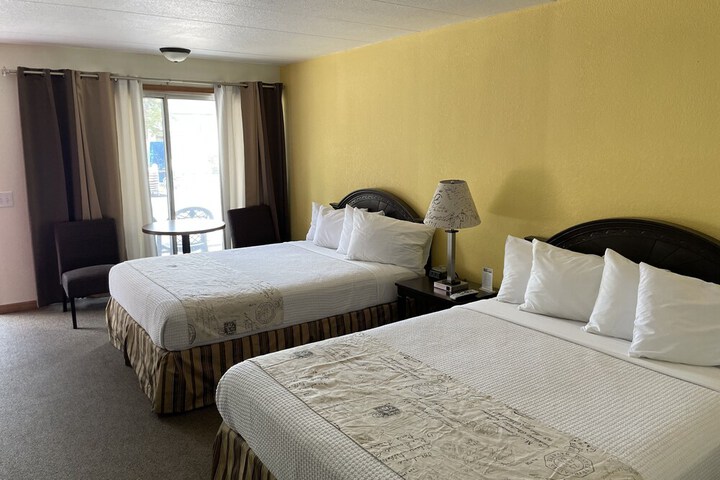 Room 18 of 34