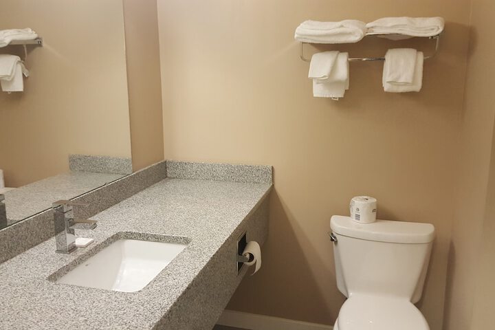 Room 12 of 34