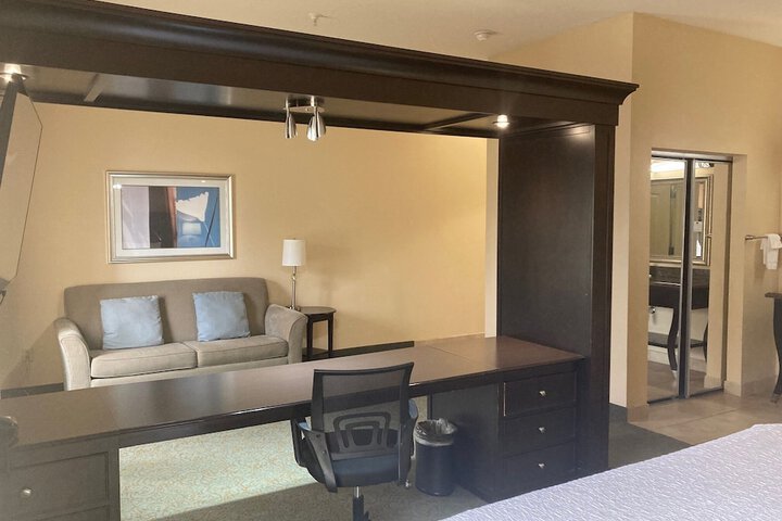 Hampton Inn & Suites Carlsbad