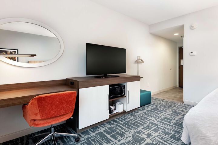 Room 20 of 32