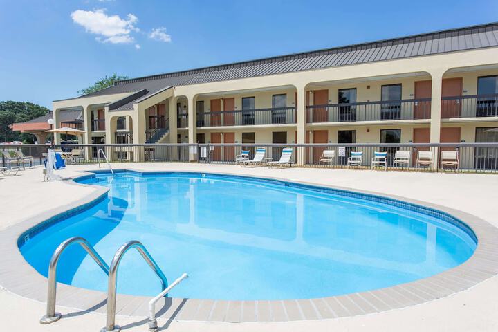 Pool 2 of 20