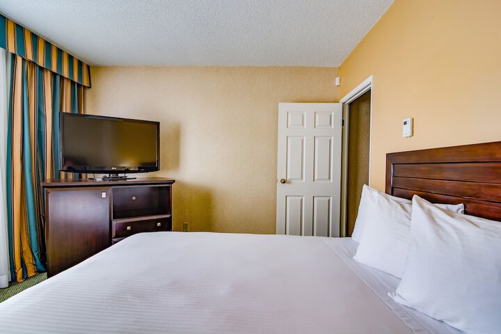 Room 32 of 55