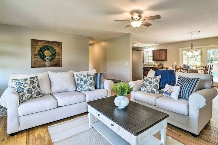 Secluded Retreat on 2 Acres Near Dale Hollow Lake!