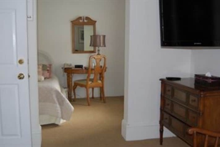 Room 19 of 140