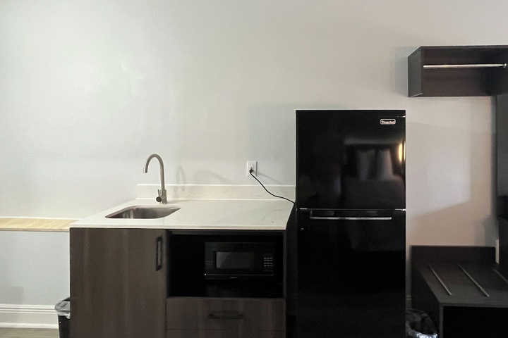 Room 2 of 16
