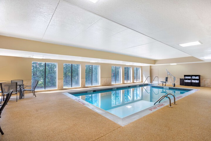 Pool 5 of 32