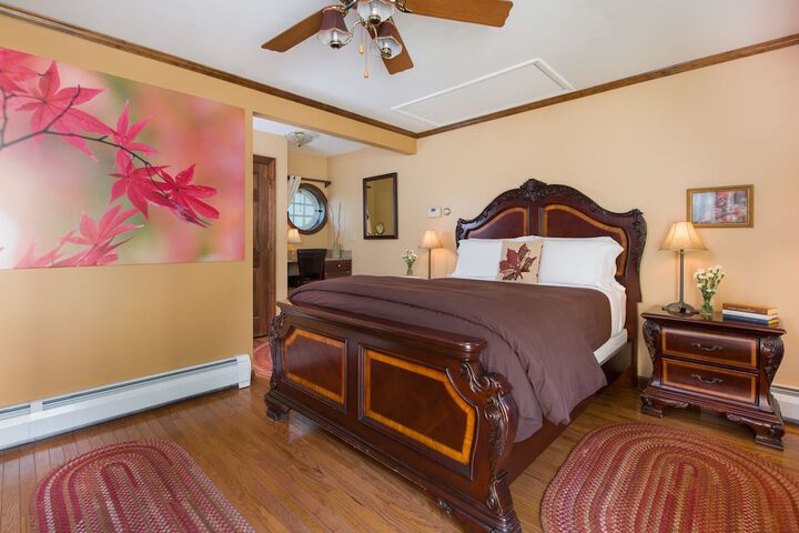 Room 27 of 43