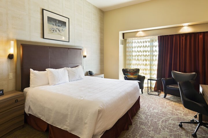 Room 46 of 77