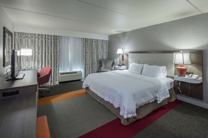 Room 22 of 48