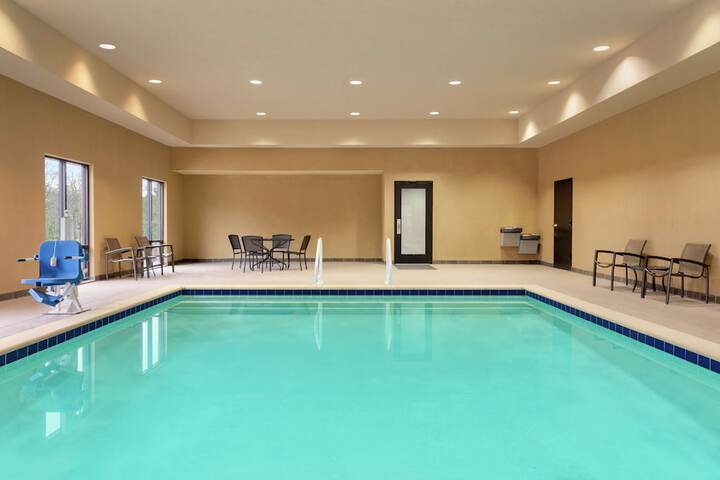 Pool 4 of 39