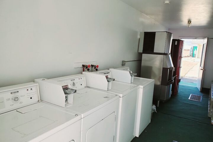 Room 13 of 28