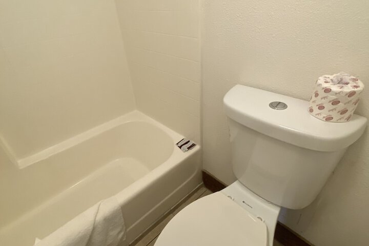Room 42 of 57
