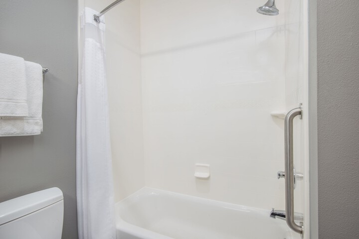 Holiday Inn Express & Suites Stillwater - University Area by IHG