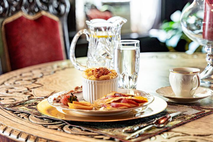 Breakfast/Coffee Service 133 of 145