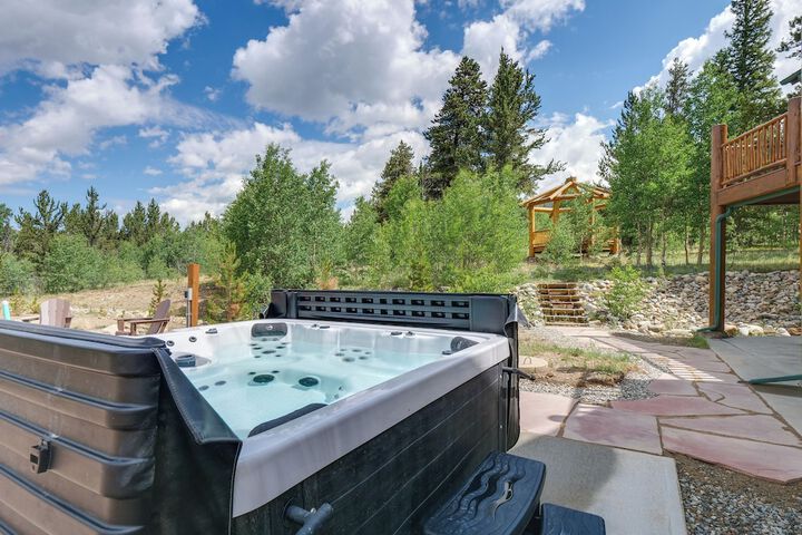 Alma Mountain Getaway w / Private Hot Tub & Views