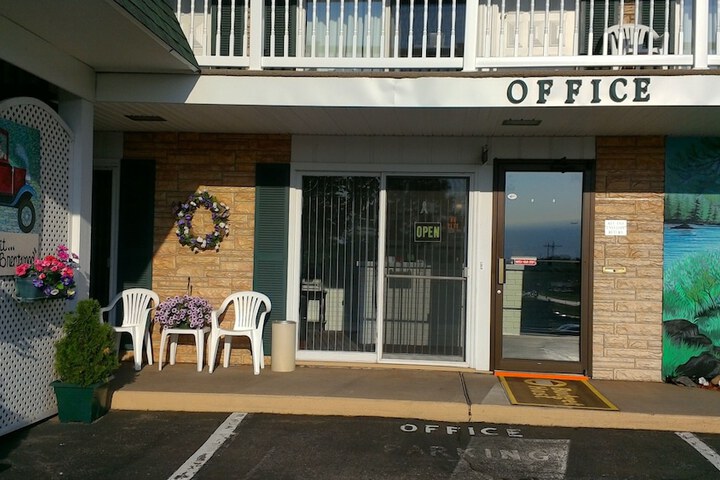 Hotel 3 of 49