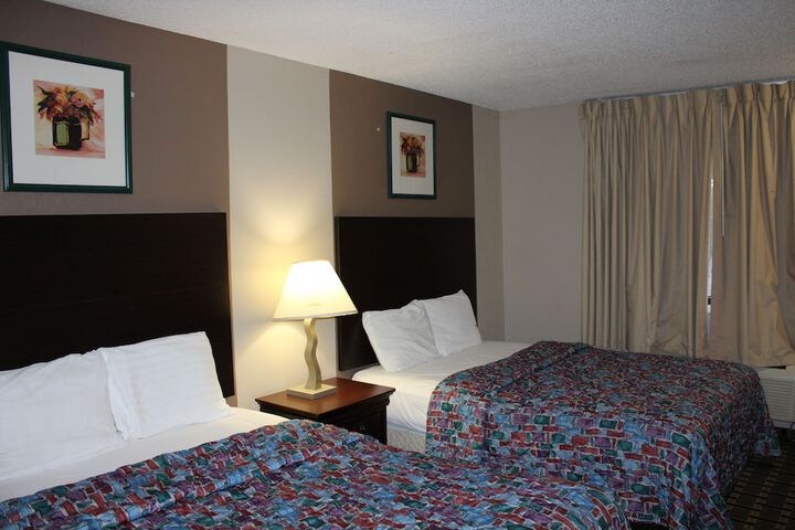 Room 28 of 63