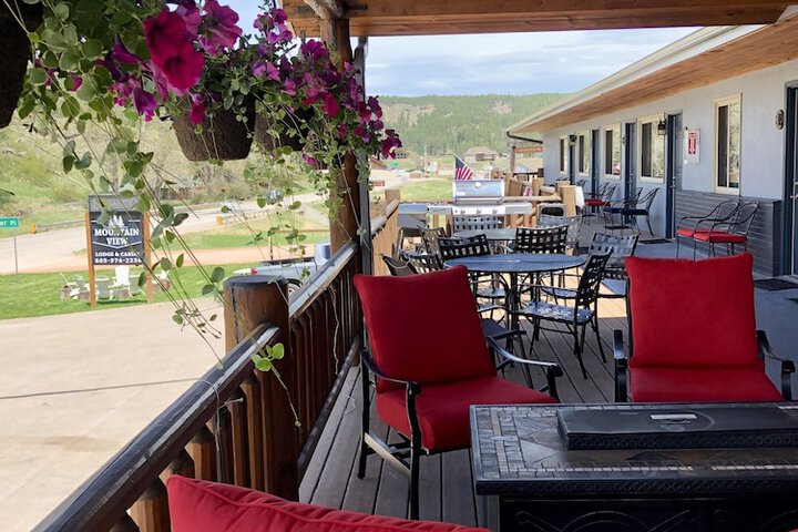 Mountain View Lodge & Cabins