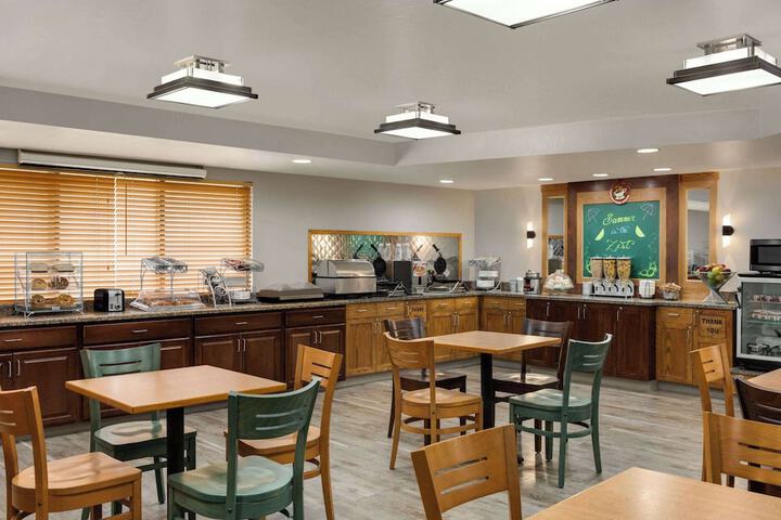 AmericInn by Wyndham Havre