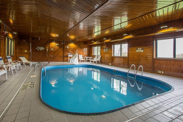 Pool 8 of 26