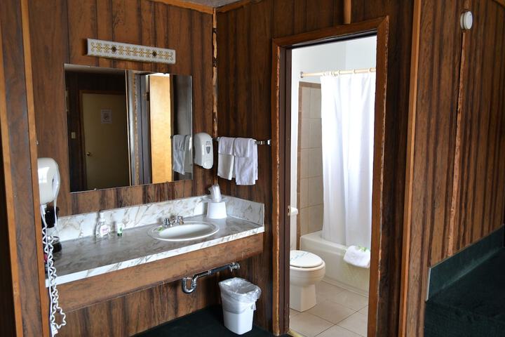 Room 5 of 23