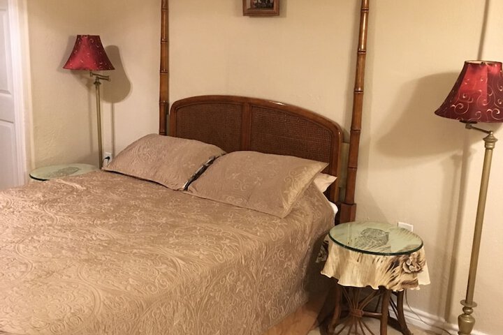 Room 154 of 182