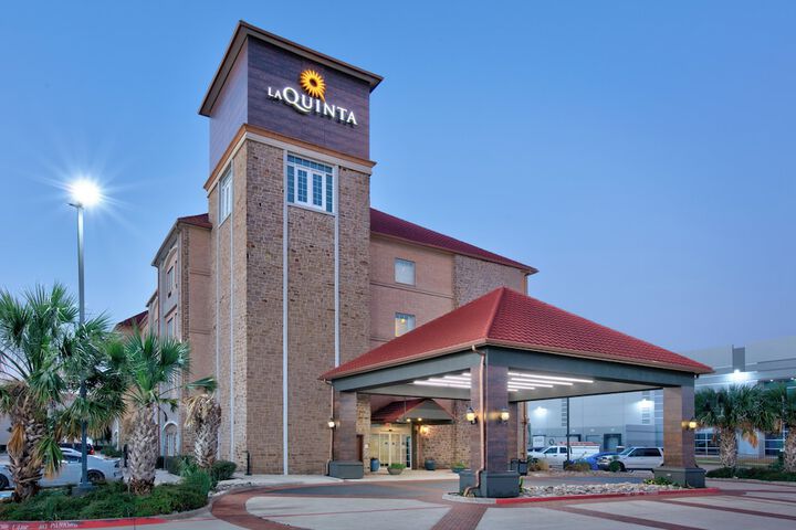 La Quinta Inn & Suites by Wyndham Dallas - Hutchins