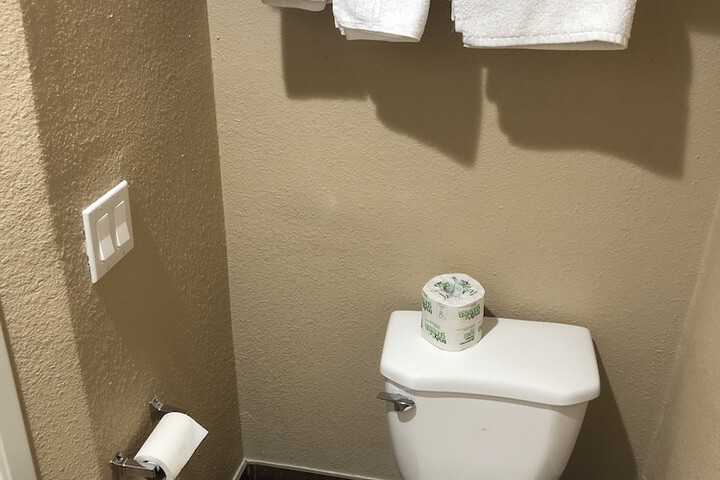 Budget Inn Motel