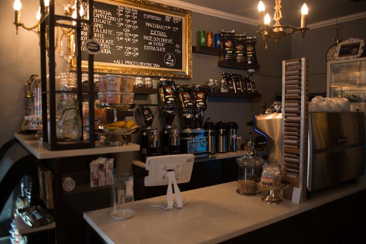 Breakfast/Coffee Service 21 of 24