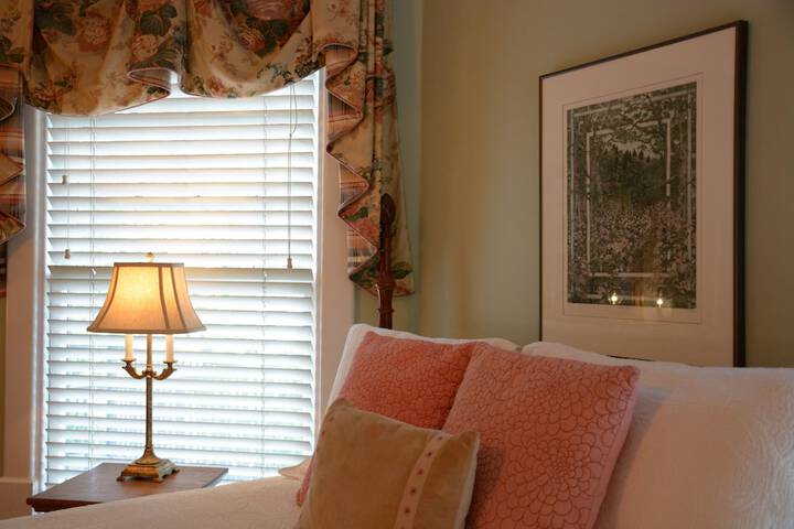 Room 55 of 151