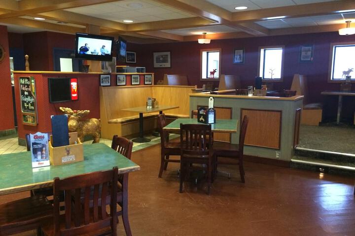 Greenwood Inn & Suites