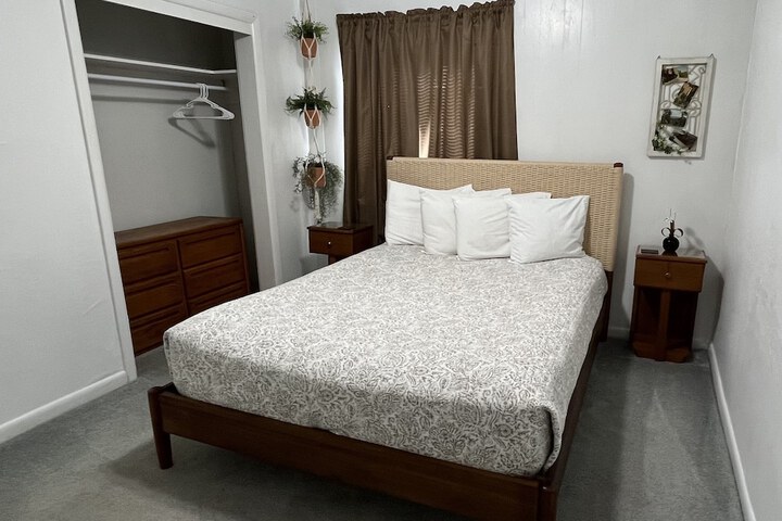 Cascade Motel