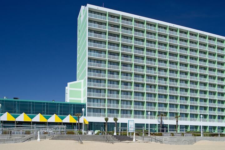Hotel 6 of 56
