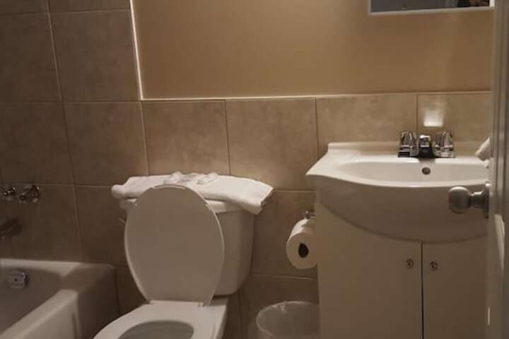Sleep Right Inn