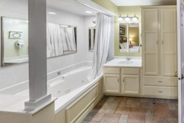 Holiday Inn Club Vacations Fox River Resort