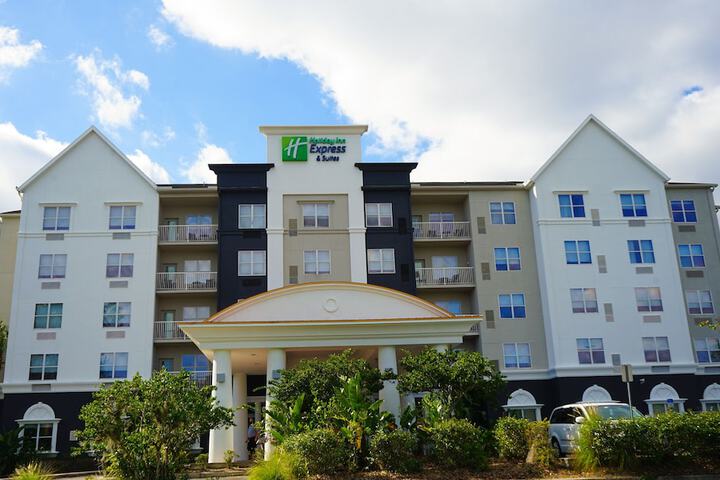 Hotel 11 of 66