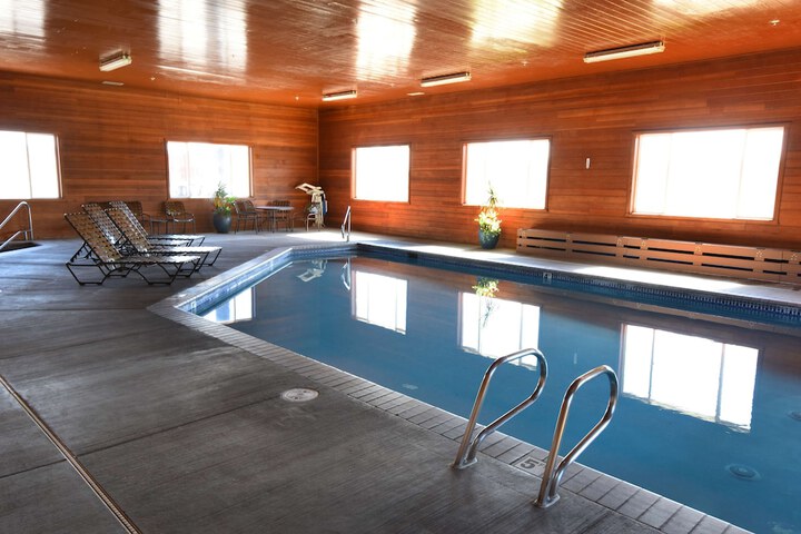 Pool 5 of 76
