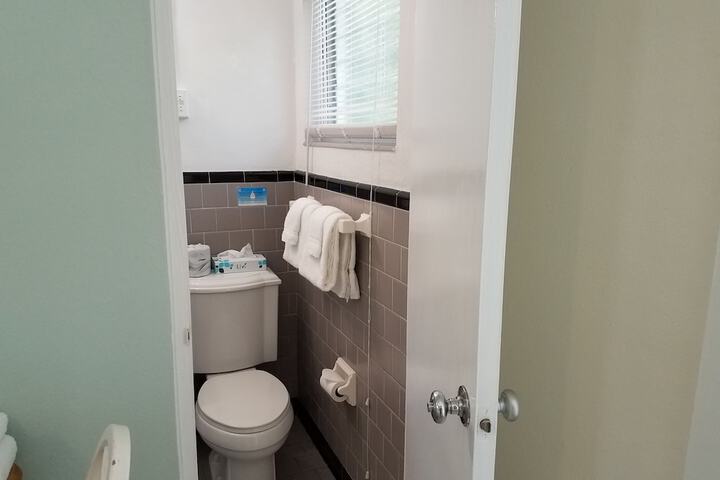 Room 138 of 218