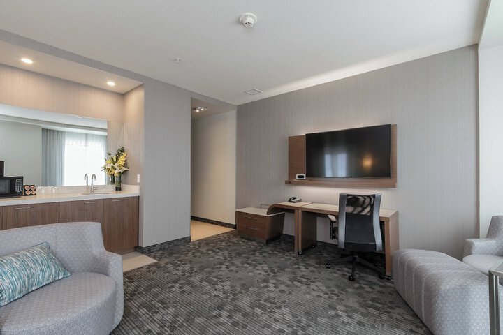 Room 26 of 34