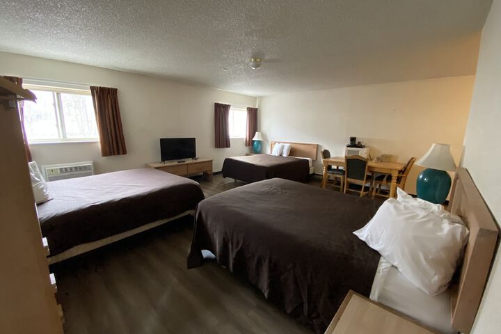 Room 16 of 30