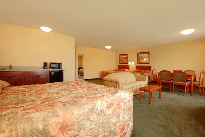 Room 5 of 14