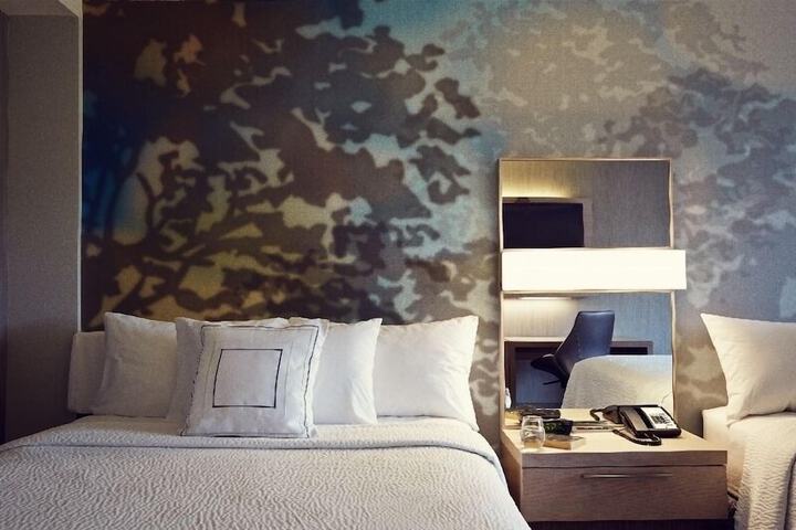 Room 18 of 27