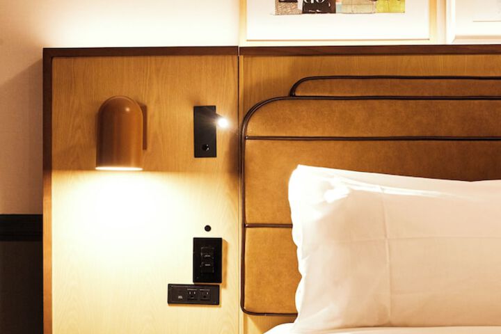Room 2 of 16